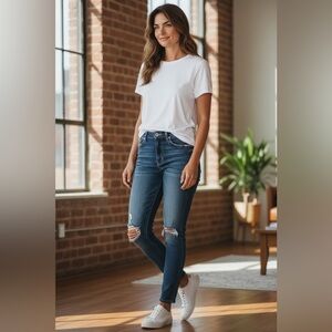 True Religion Dark Blue Jennie curvy mid rise super Skinny Jeans NWT size 25